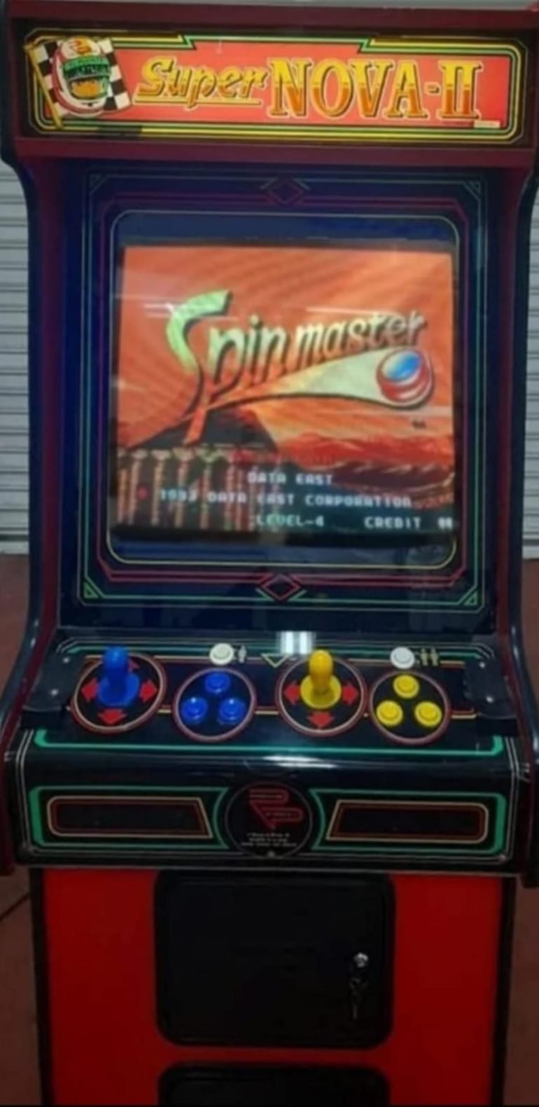Máquina arcade Super Nova II